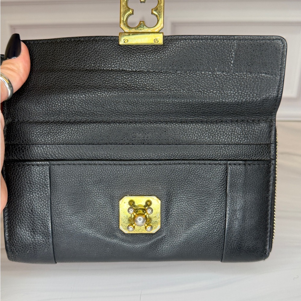 Chloé Elsie Black Leather Zip-Around Wallet Gold Twist Lock - Picture 9 of 13